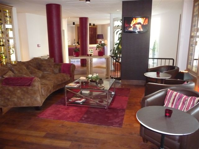 Mercure Zentrum Superior Hotel 3*